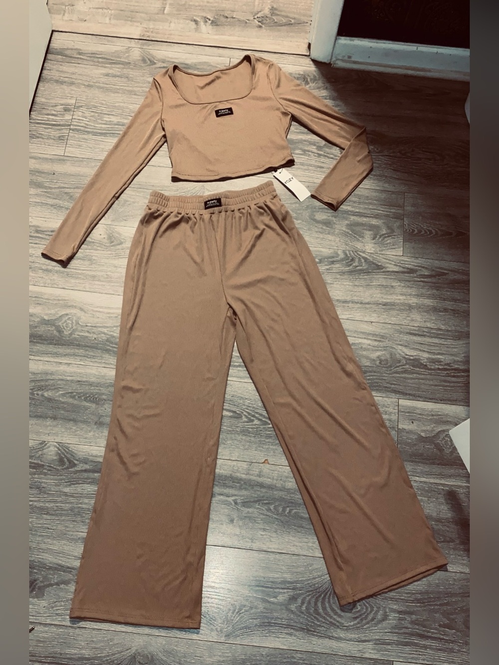 New YOZY 2 Piece Set for Women